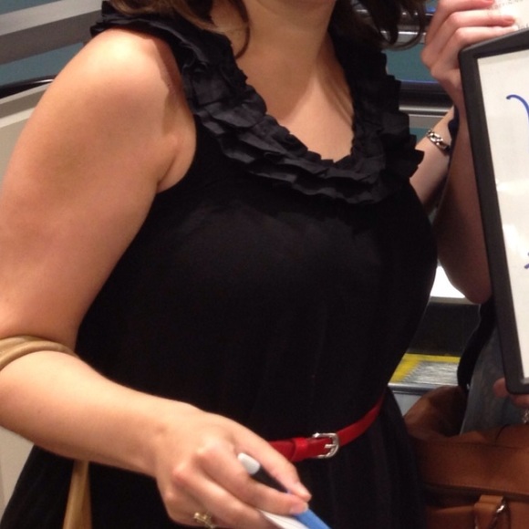 LOFT Dresses & Skirts - Ruffle neck Loft dress